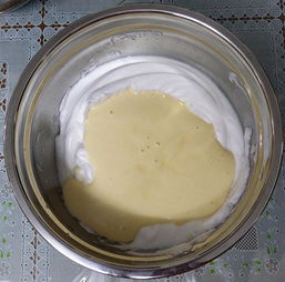 細膩綿軟的獼猴桃奶油蛋糕卷 家常做法大揭秘，清甜不膩超好吃！